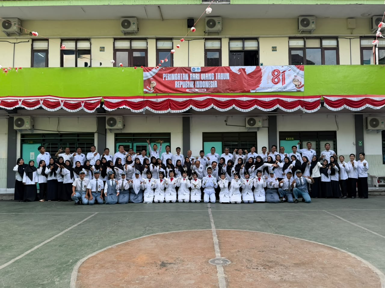 Khidmat dan Penuh Semangat, SMK Mahardhika Peringati HUT ke-81 Kemerdekaan RI