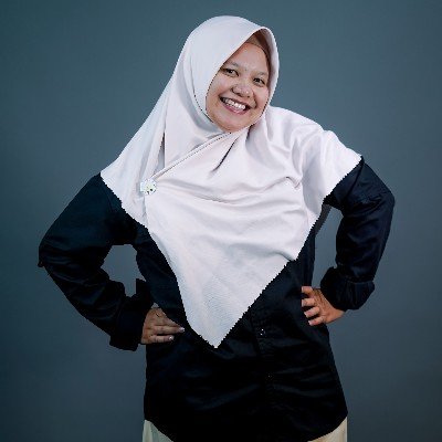 IKA SARI CAHYANTI, S.Pd