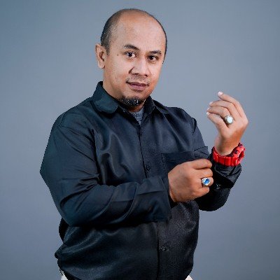 LUDDY SAPUTRO, M.Sn